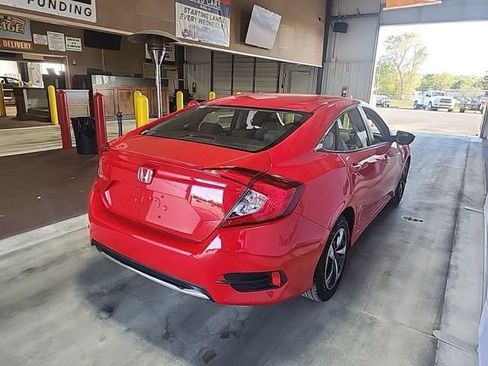 Used 2020 Honda Civic LX image 3