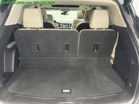 Used 2018 Buick Enclave Premium w/ Experience Buick Package AWD/4WD image 15