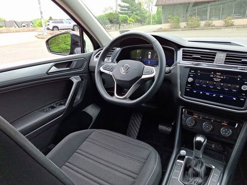 Certified 2024 Volkswagen Tiguan S image 14