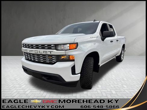 Used 2021 Chevrolet Silverado 1500 Custom image 1