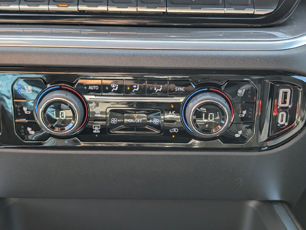 New 2026 Chevrolet Silverado 2500 High Country w/ High Country Premium Package AWD/4WD image 19