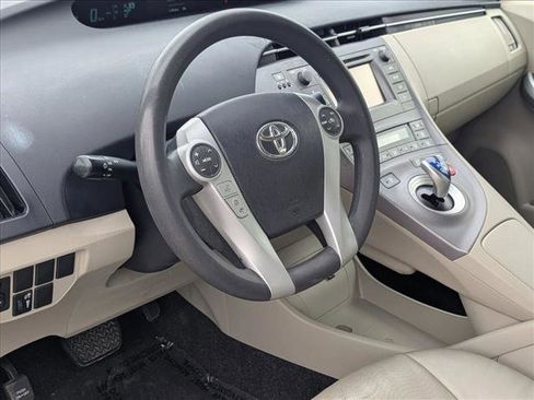 Used 2014 Toyota Prius Three FWD image 10