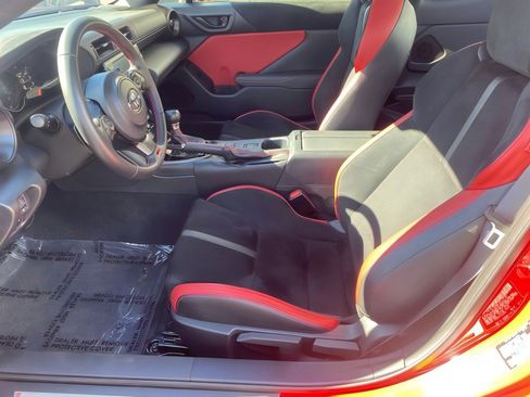 Used 2024 Toyota GR86 TRUENO Edition image 11