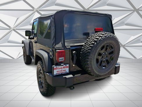 Used 2018 Jeep Wrangler Sport AWD/4WD image 8