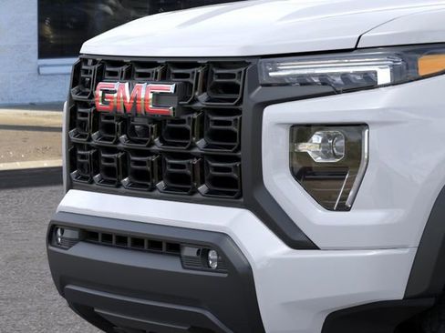 New 2026 GMC Canyon Elevation AWD/4WD image 13