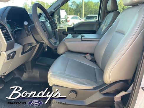 Used 2018 Ford F450 XL w/ Power Equipment Group image 13