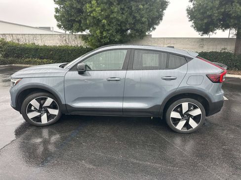 Certified 2023 Volvo C40 P8 Recharge Ultimate image 7