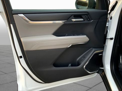 New 2026 GMC Acadia Elevation FWD image 10