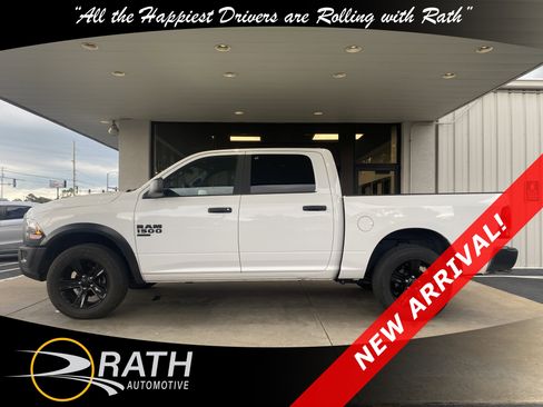 Used 2024 RAM 1500 Classic Warlock AWD/4WD image 6
