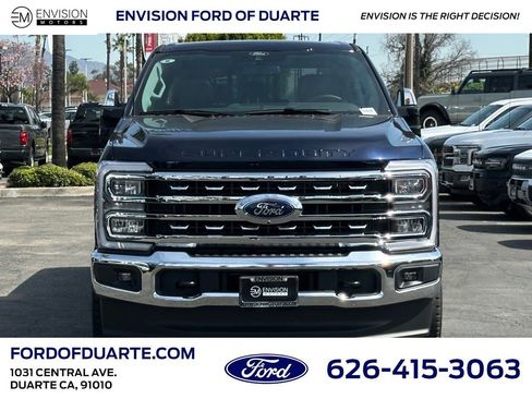 New 2025 Ford F250 Lariat w/ Chrome Package image 3