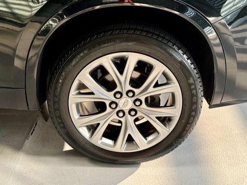 Used 2020 Cadillac XT6 Sport AWD/4WD image 3