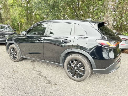 Used 2023 Honda HR-V Sport image 6