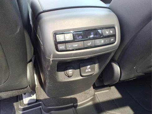 Used 2025 Hyundai Palisade Calligraphy AWD/4WD image 16