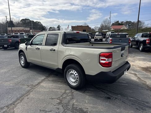New 2025 Ford Maverick XL image 5