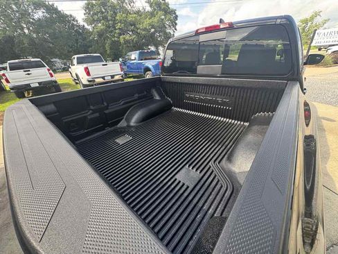 Used 2026 Nissan Frontier SV w/ All-Weather Content Package AWD/4WD image 25