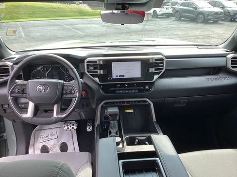 Used 2025 Toyota Tundra SR5 w/ TRD Off-Road Package AWD/4WD image 21