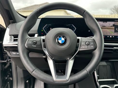Used 2025 BMW X1 xDrive28i w/ Technology Package AWD/4WD image 30