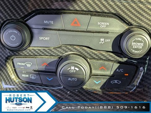 Used 2023 Dodge Challenger SXT w/ Blacktop Package image 21