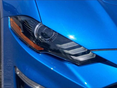 Used 2020 Ford Mustang GT Premium w/ Equipment Group 401A RWD image 28