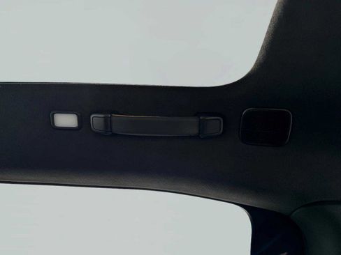 Used 2022 Rivian R1T Adventure image 47