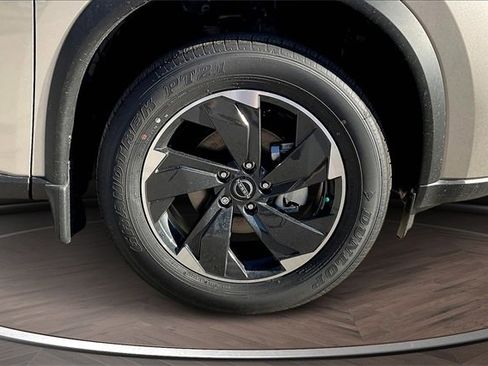 New 2026 Nissan Rogue SV image 12