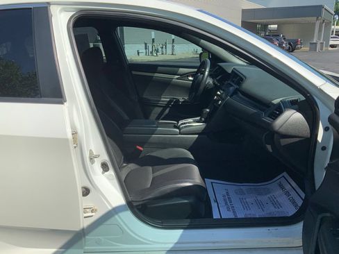 Used 2019 Honda Civic Sport image 25
