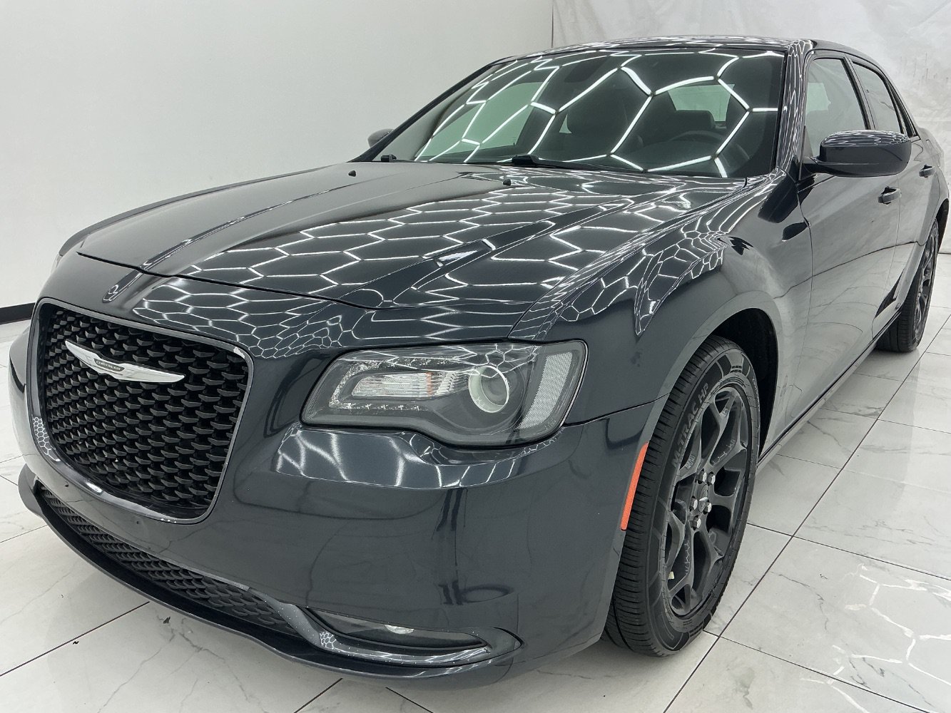 Used 2019 Chrysler 300 S AWD/4WD image 1