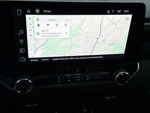 Used 2024 Chevrolet Colorado W/T w/ Safety Package image 25