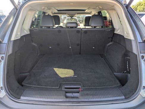 Used 2023 Nissan Rogue SV w/ SV Premium B Package FWD image 25