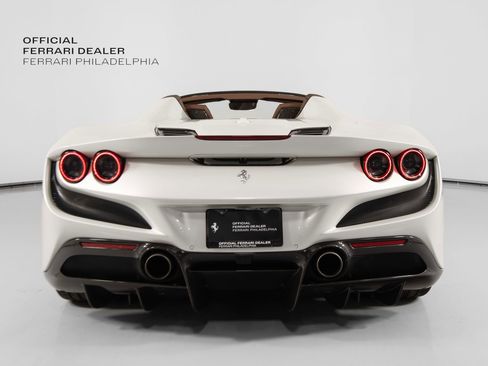 Certified 2022 Ferrari F8 Tributo RWD image 27