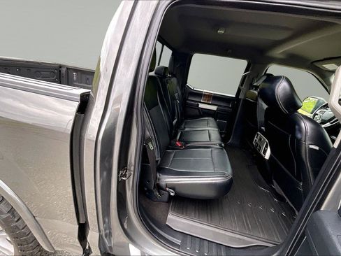 Used 2019 Ford F150 Lariat w/ Max Trailer Tow Package AWD/4WD image 28