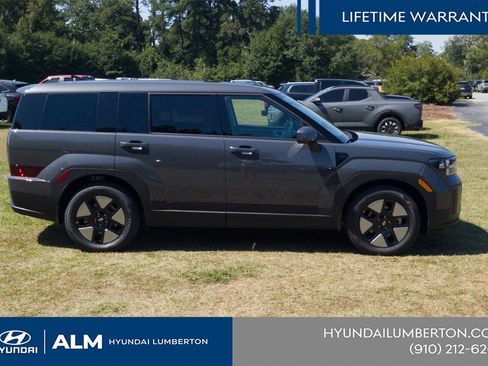 New 2026 Hyundai Santa Fe SE image 5