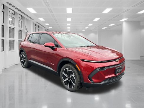 New 2026 Chevrolet Equinox EV LT image 3