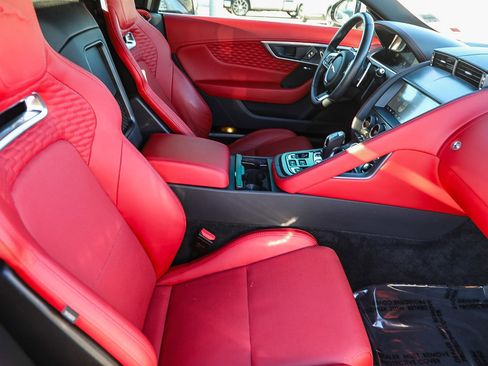 Used 2024 Jaguar F-TYPE R-Dynamic image 17