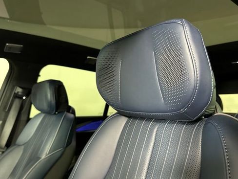 New 2025 Cadillac Escalade IQ Luxury 2 AWD/4WD image 18