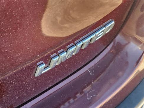 Used 2017 Toyota Highlander Limited Platinum image 7