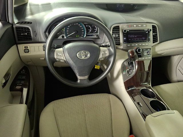 Used 2011 Toyota Venza AWD image 2