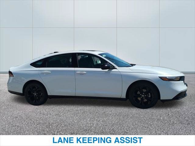 Certified 2025 Honda Accord SE image 6