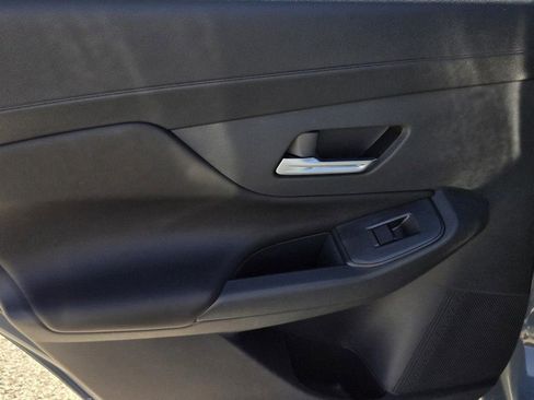 New 2026 Nissan Sentra SR w/ SR Premium Package FWD image 11