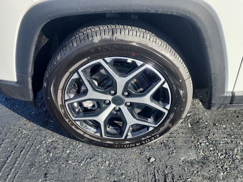 New 2026 Jeep Compass Limited image 9