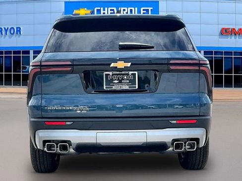 New 2026 Chevrolet Traverse LT FWD image 4