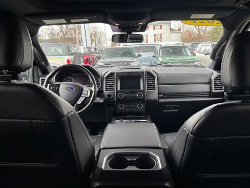 Used 2021 Ford Expedition Limited image 24