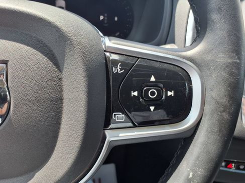 Certified 2025 Volvo XC90 B5 Core AWD/4WD image 27