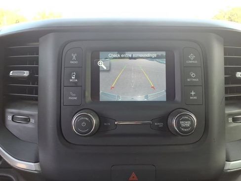 Used 2019 RAM 1500 Big Horn AWD/4WD image 23