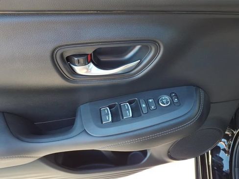 Certified 2026 Honda HR-V EX-L image 13
