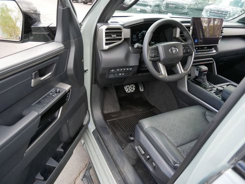 Used 2025 Toyota Tundra Limited w/ TRD Off-Road Package AWD/4WD image 12