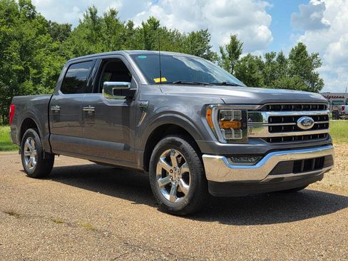 Used 2023 Ford F150 Lariat RWD image 7