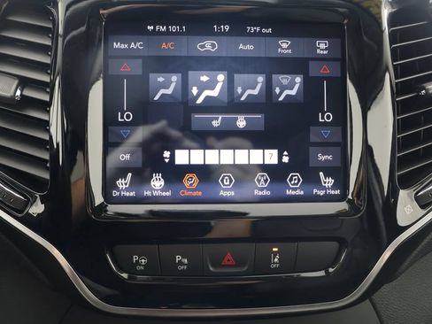 Used 2021 Jeep Cherokee Limited AWD/4WD image 14