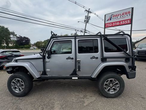 Used 2014 Jeep Wrangler Unlimited Rubicon w/ Connectivity Group image 8