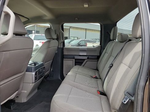 Used 2022 Ford F350 XLT w/ XLT Premium Package AWD/4WD image 16